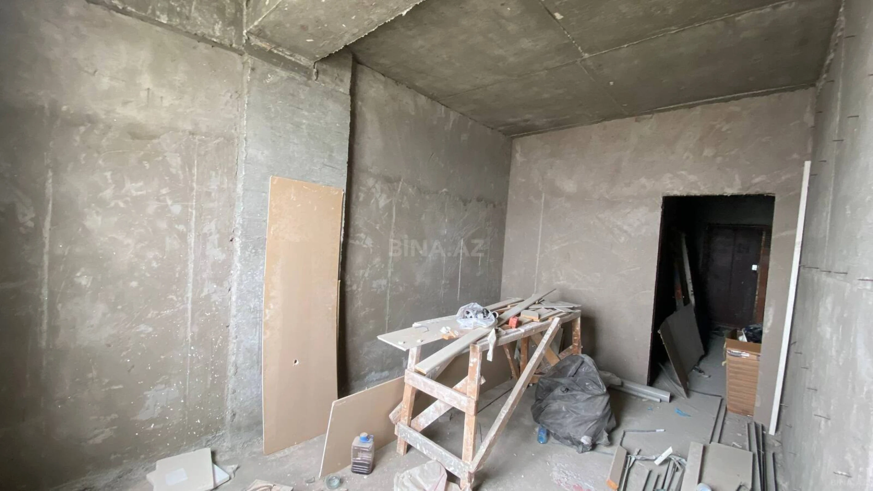Satılır 2 otaqlı mənzil 99 m²