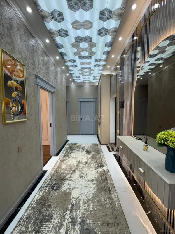 Satılır 3 otaqlı mənzil 106 m²