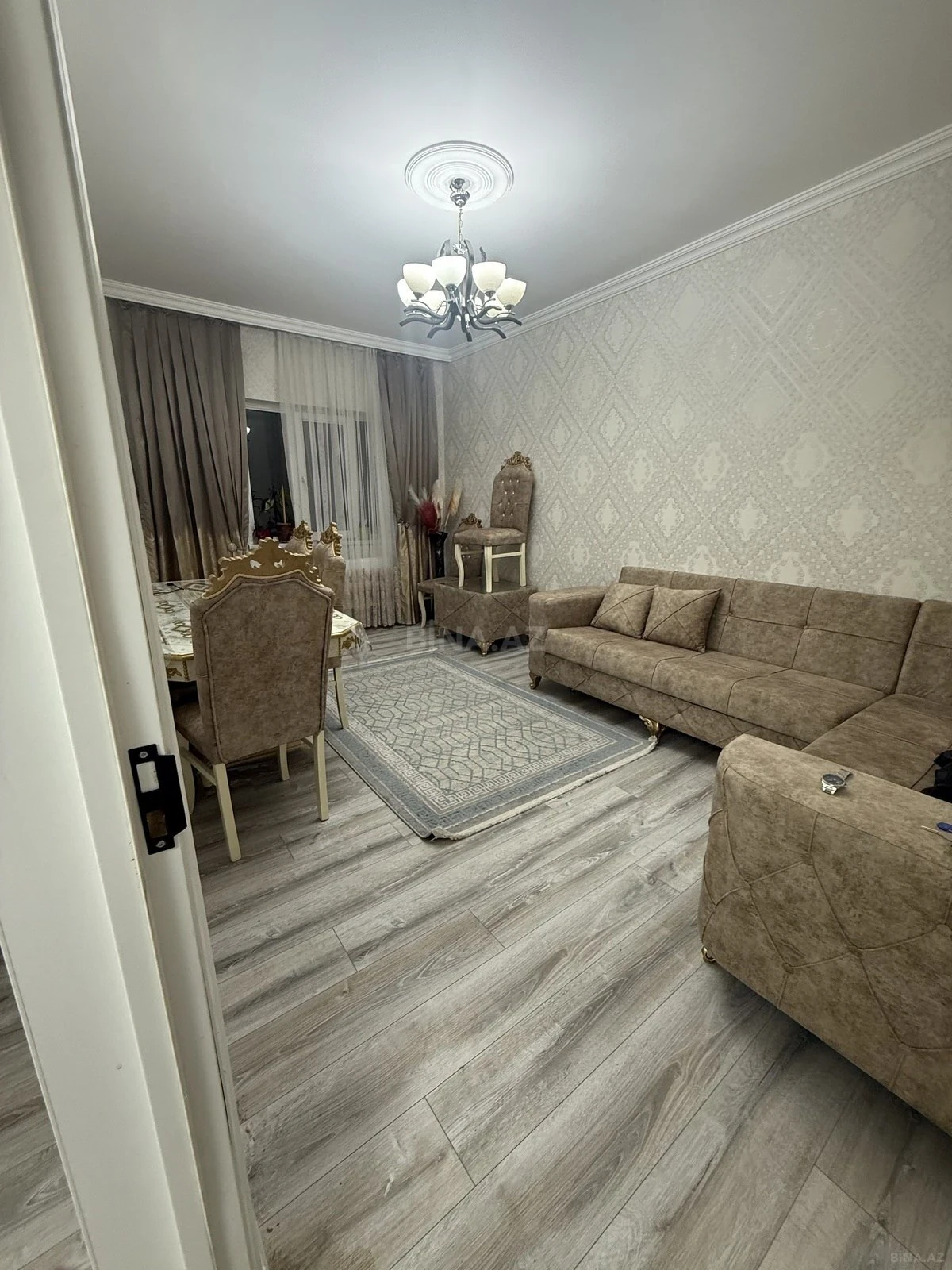 Satılır 2 otaqlı mənzil 65 m²