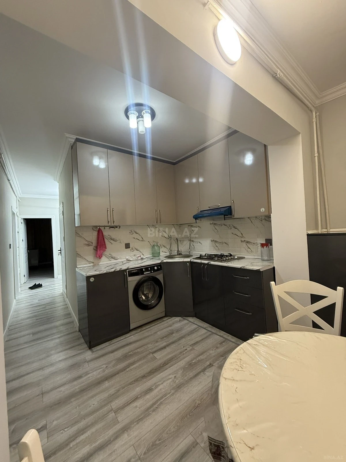 Satılır 2 otaqlı mənzil 65 m²