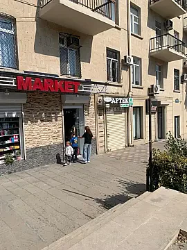 Satılır obyekt 35 m² — Bakı 35.00 m²