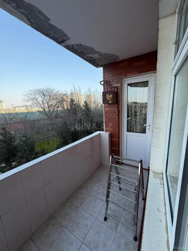 Kirayə verilir 3 otaqlı mənzil 150 m²