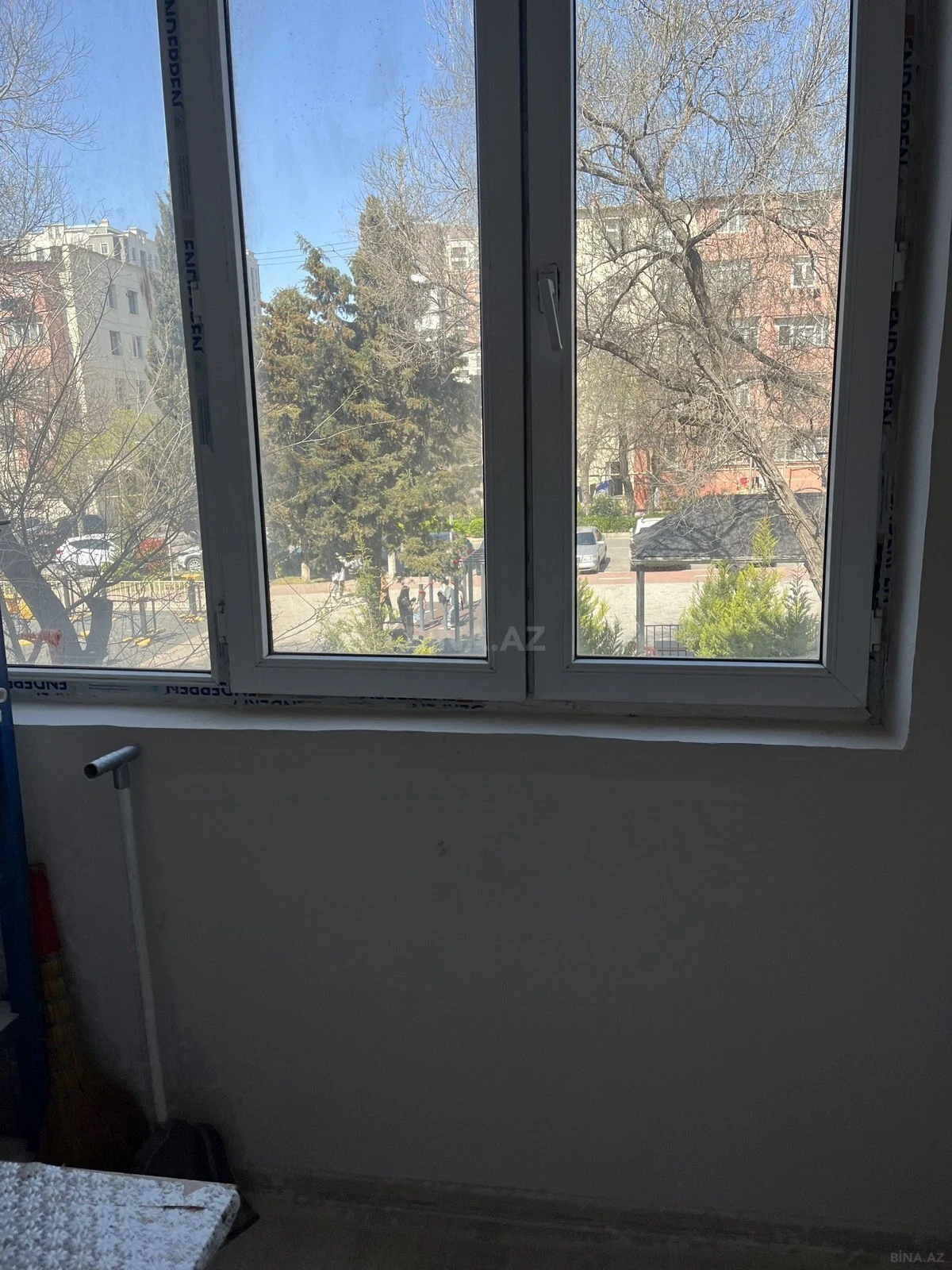 Satılır 1 otaqlı mənzil 35 m²