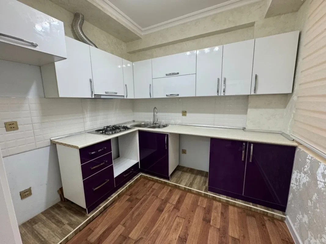 Satılır 2 otaqlı mənzil 60 m²