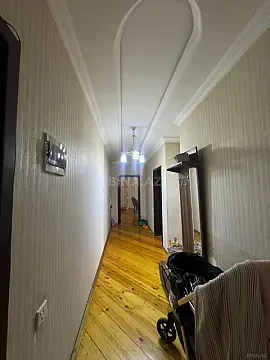 Kirayə verilir 2 otaqlı mənzil 80 m²