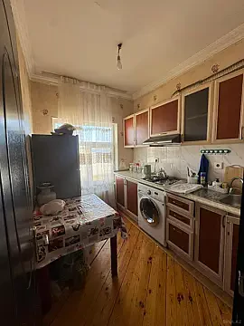 Kirayə verilir 2 otaqlı mənzil 80 m²