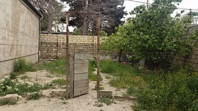 Satılır torpaq sahəsi 1.5 m² — Xırdalan 1.50 m²