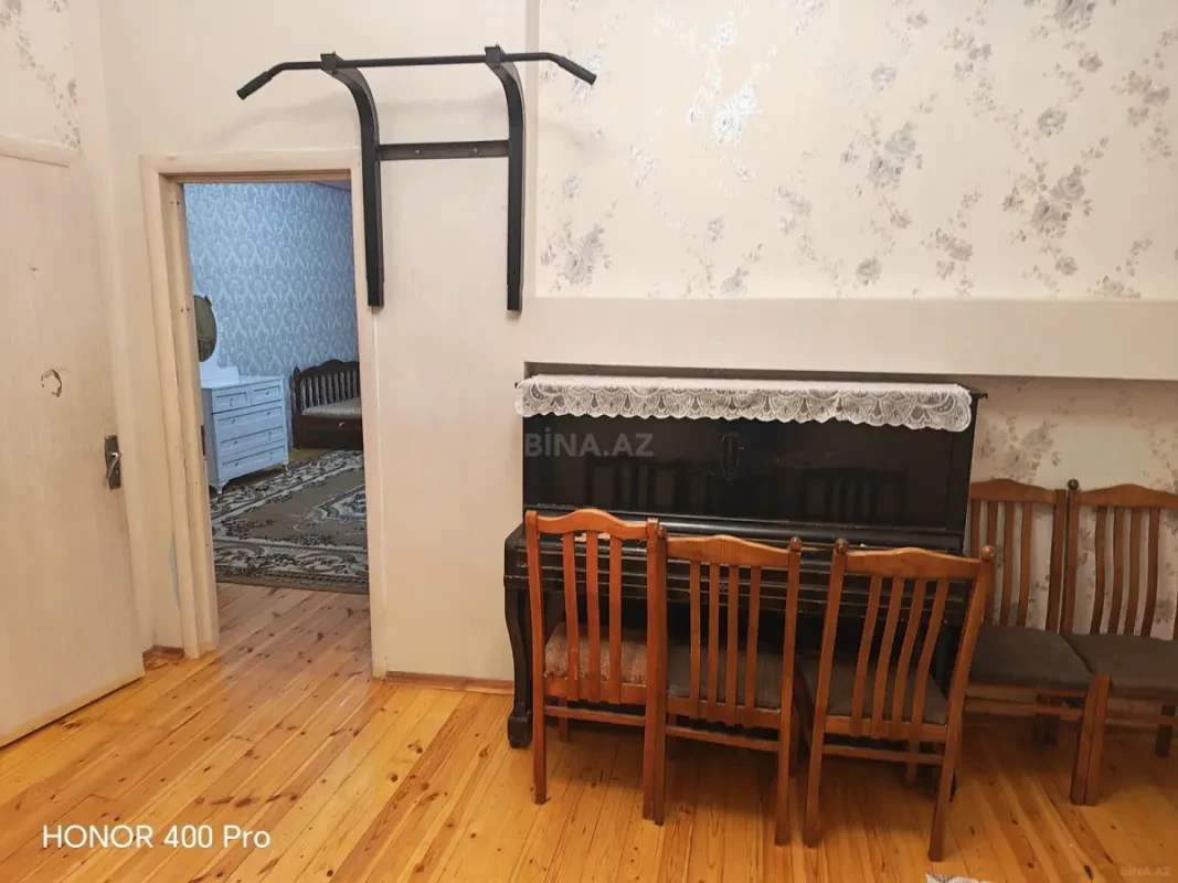 Kirayə verilir 2 otaqlı mənzil 70 m²
