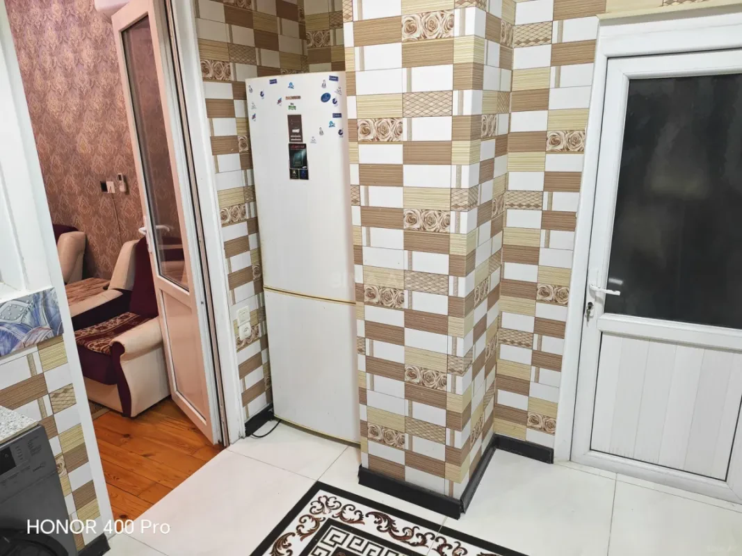 Kirayə verilir 2 otaqlı mənzil 70 m²