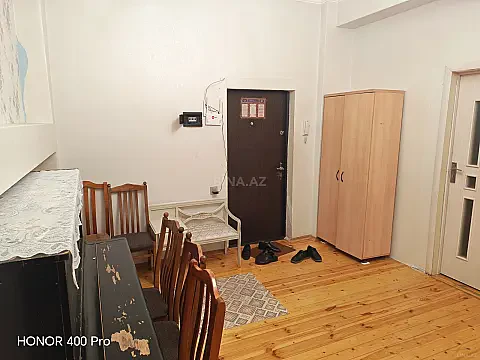 Kirayə verilir 2 otaqlı mənzil 70 m²