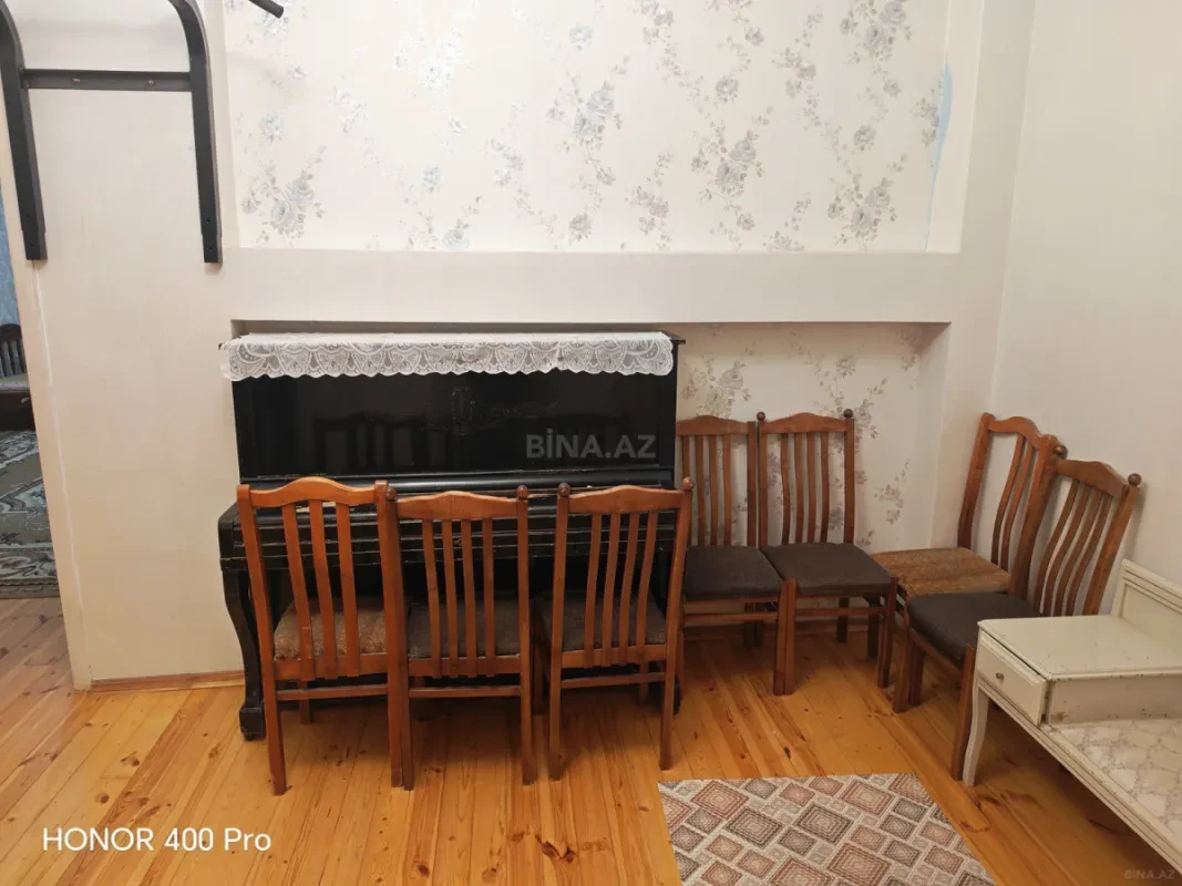 Kirayə verilir 2 otaqlı mənzil 70 m²