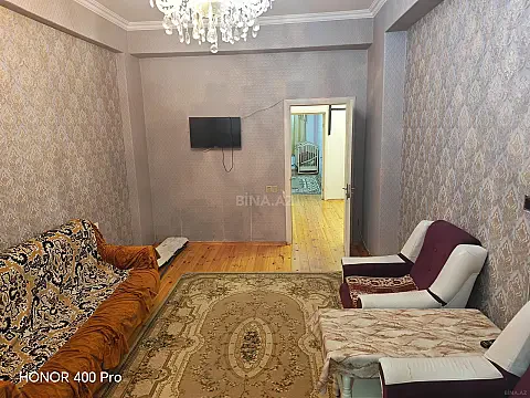 Kirayə verilir 2 otaqlı mənzil 70 m²
