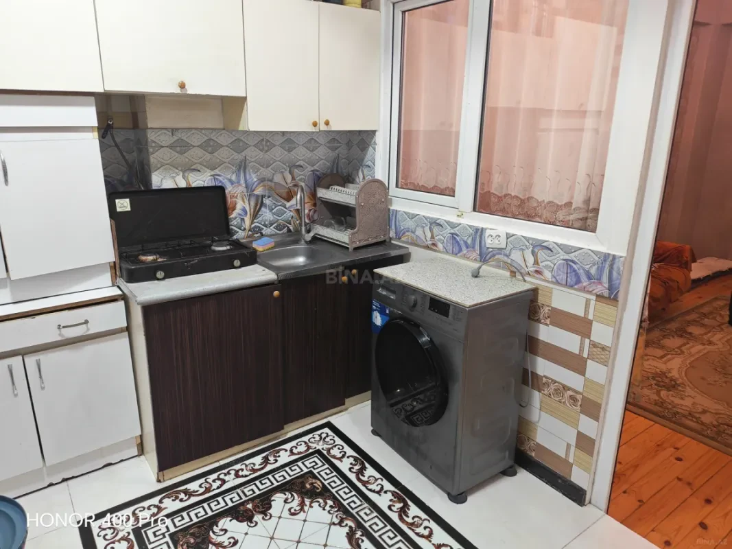 Kirayə verilir 2 otaqlı mənzil 70 m²