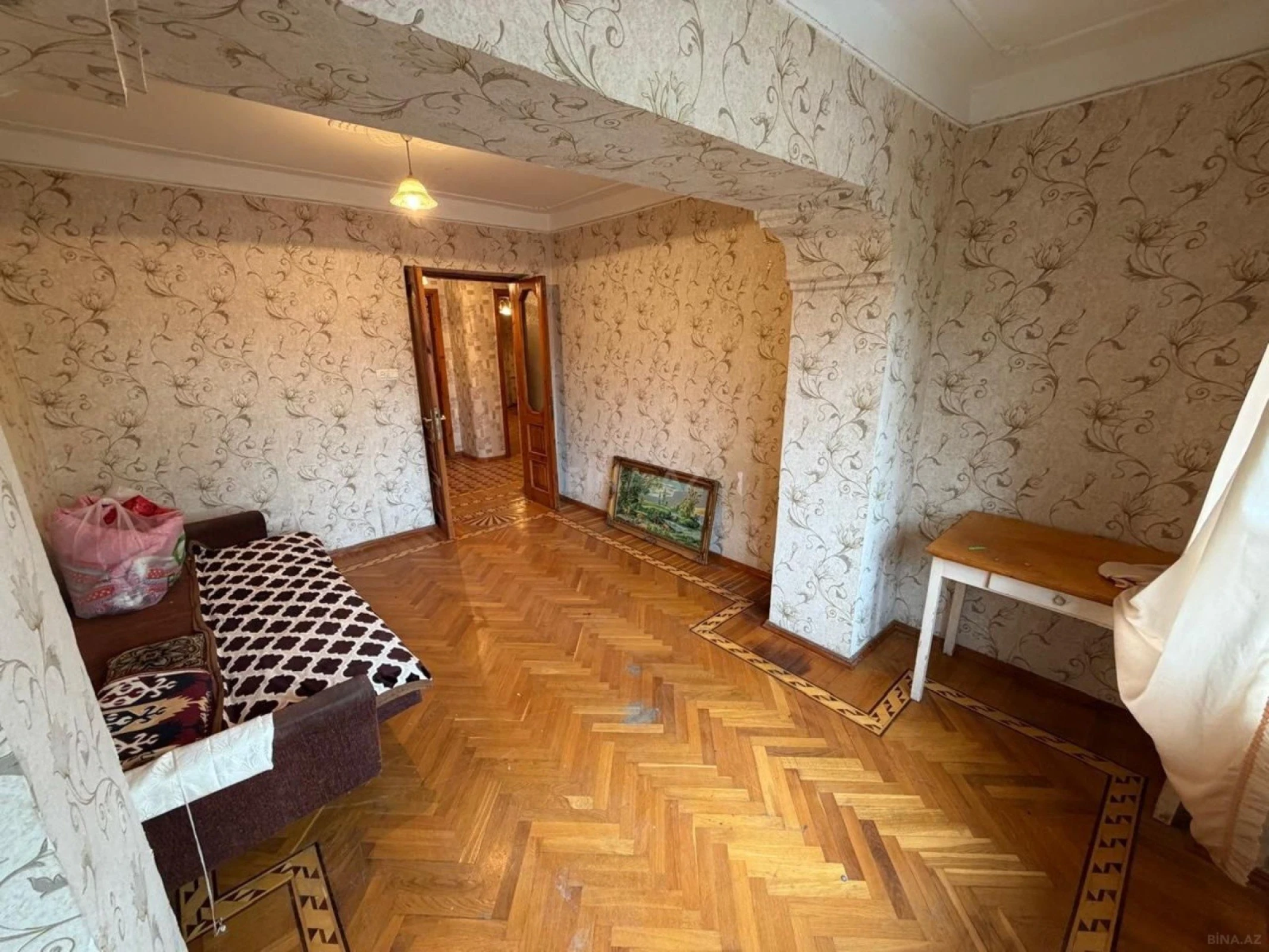 Satılır 4 otaqlı mənzil 80 m²
