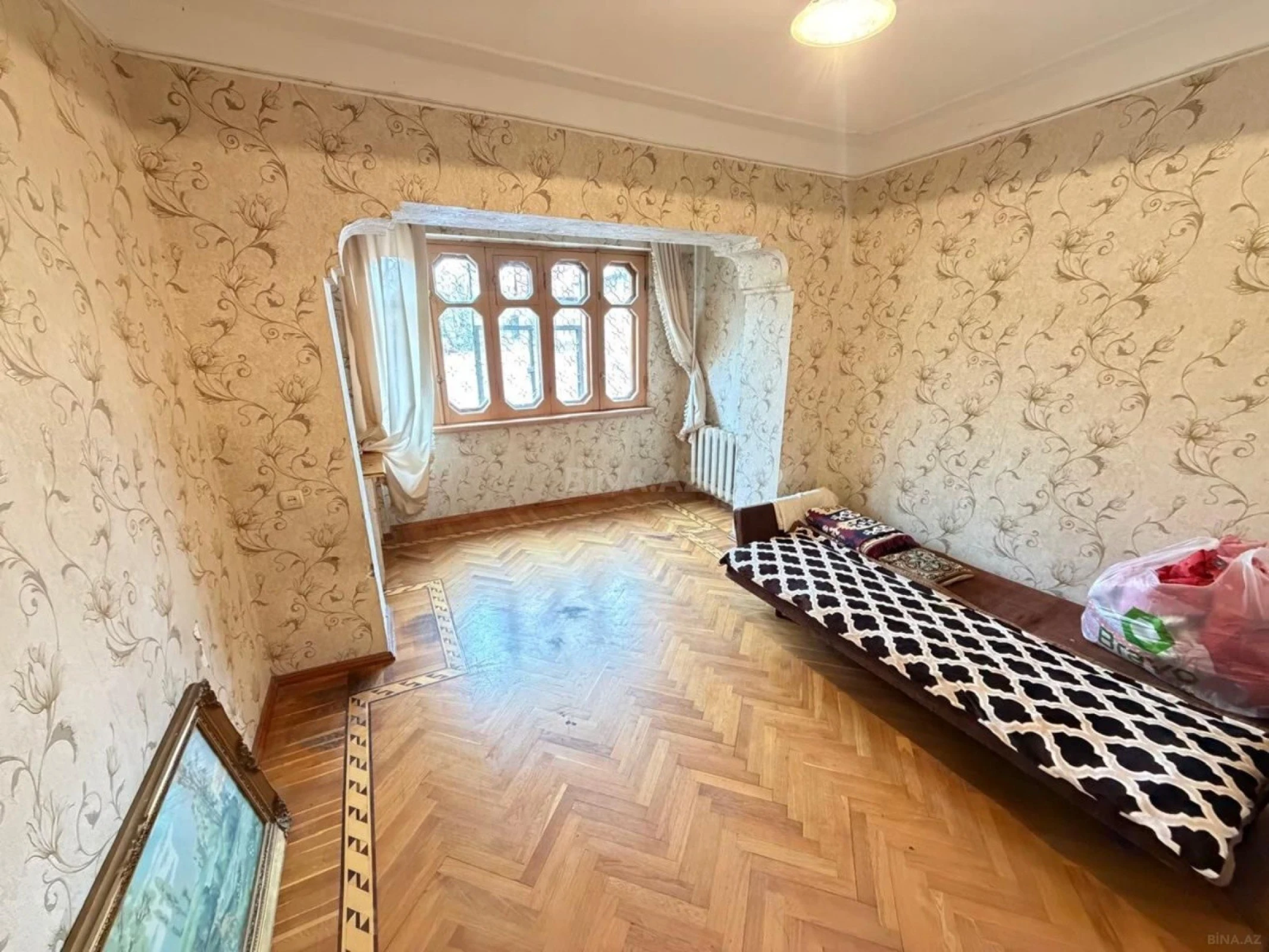 Satılır 4 otaqlı mənzil 80 m²