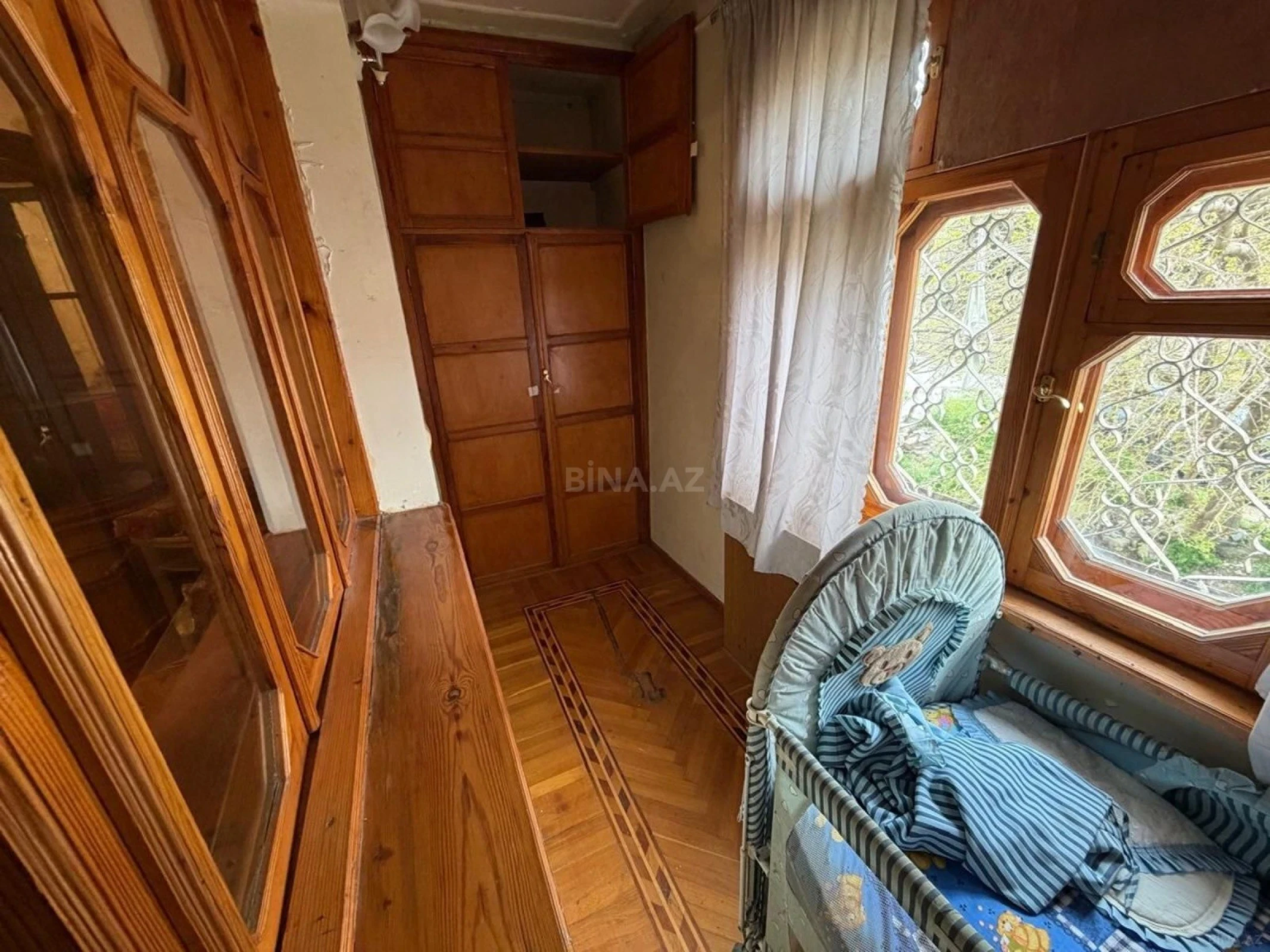 Satılır 4 otaqlı mənzil 80 m²