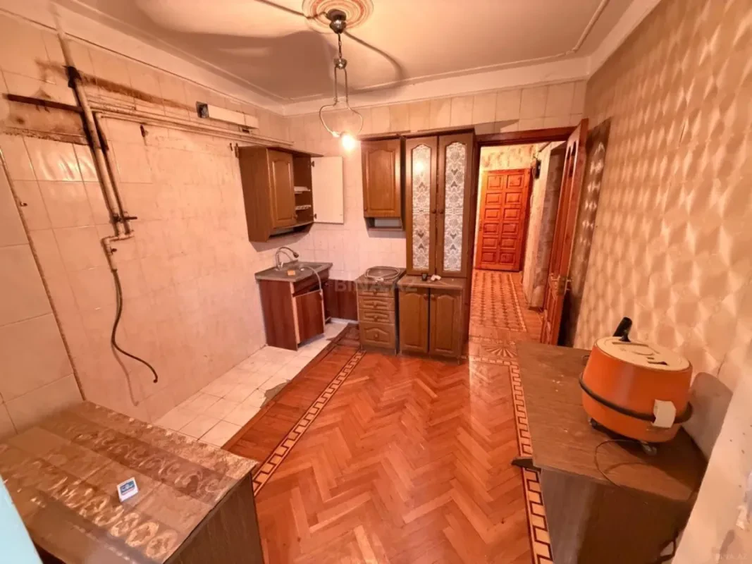 Satılır 4 otaqlı mənzil 80 m²