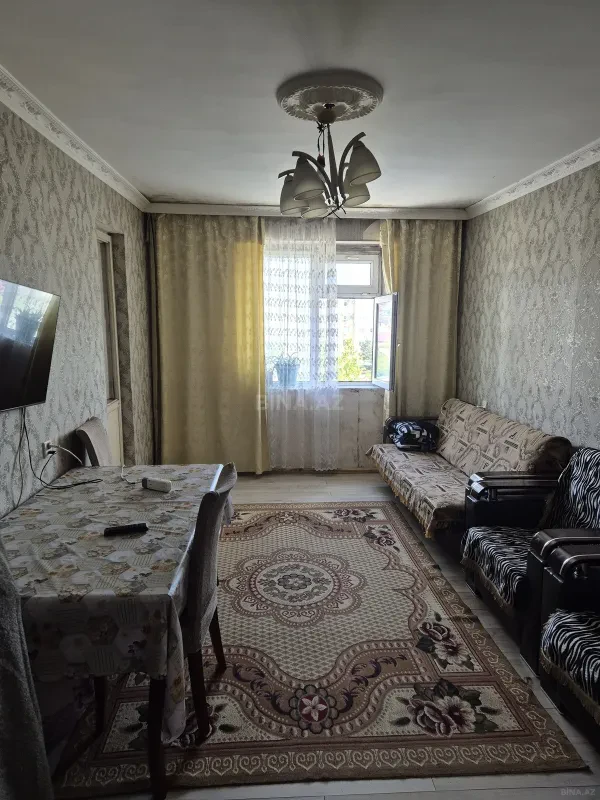 Satılır 4 otaqlı mənzil 70 m²