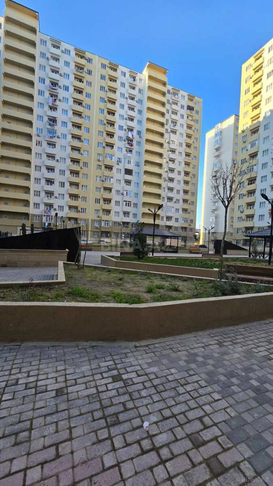 Satılır 2 otaqlı mənzil 45 m²