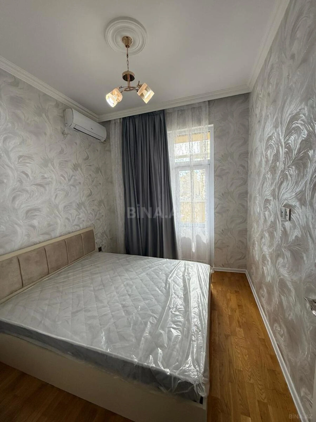 Satılır 2 otaqlı mənzil 45 m²