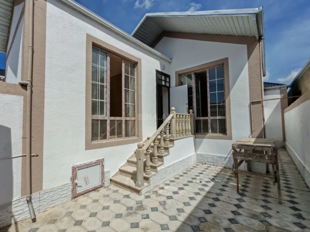 Satılır 2 otaqlı həyət evi 80 m²