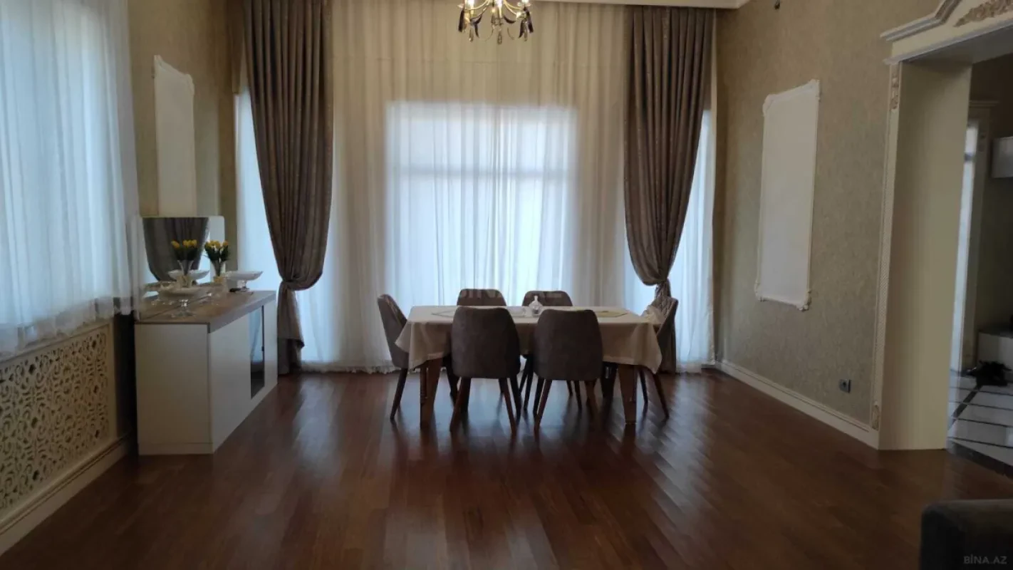 Kirayə verilir 6 otaqlı həyət evi 320 m²