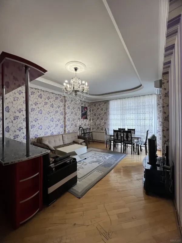 Kirayə verilir 3 otaqlı mənzil 90 m²