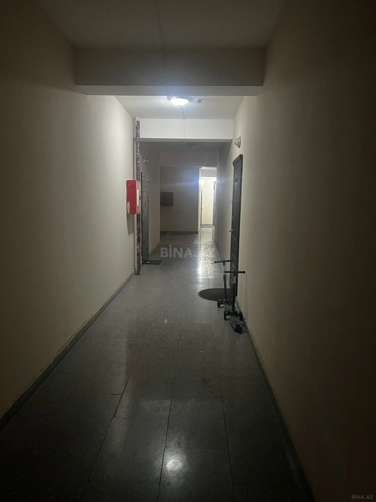 Satılır 2 otaqlı mənzil 76 m²