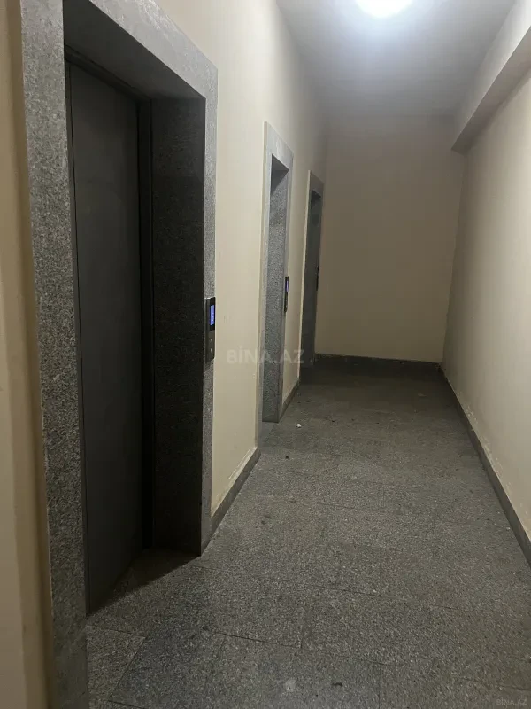 Satılır 2 otaqlı mənzil 76 m²