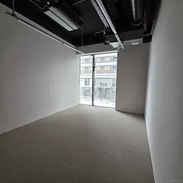 Satılır 4 otaqlı ofis 197 m²