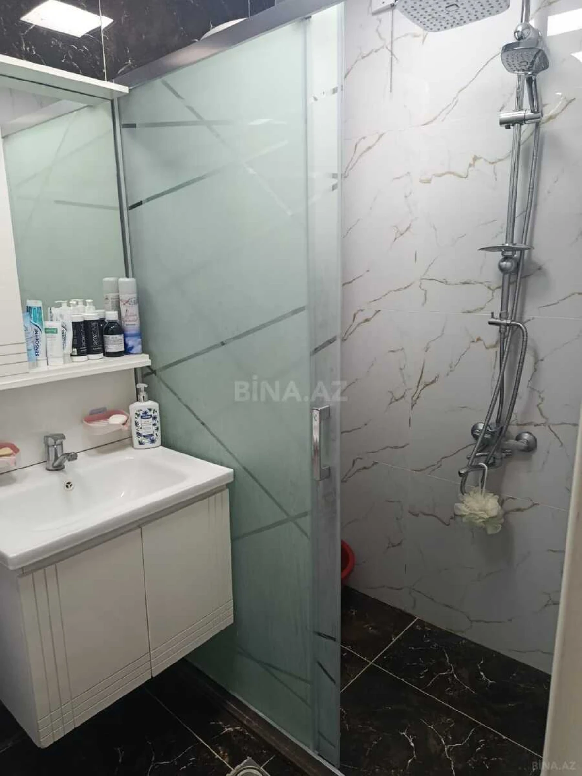 Satılır 3 otaqlı mənzil 45 m²