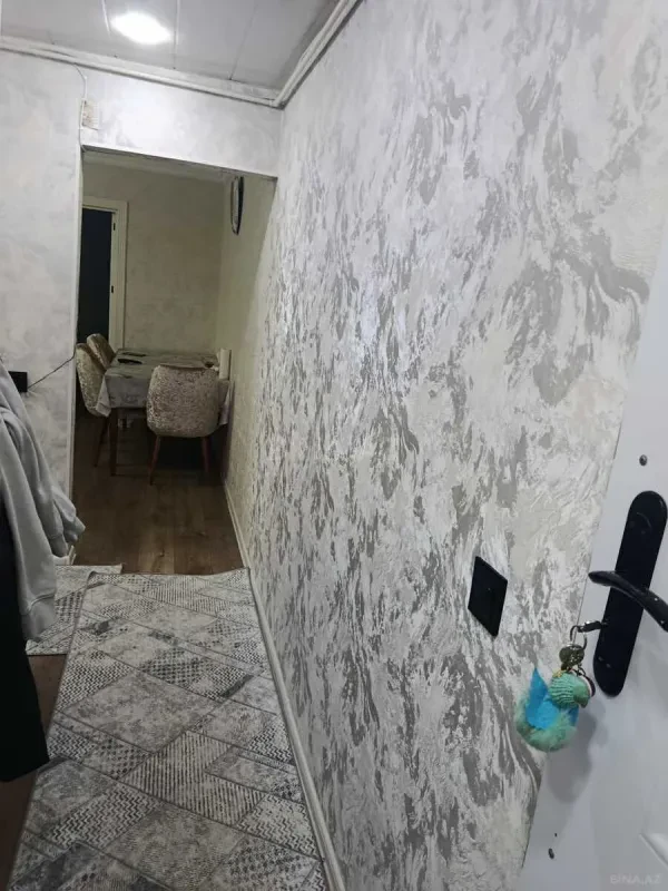 Satılır 3 otaqlı mənzil 45 m²