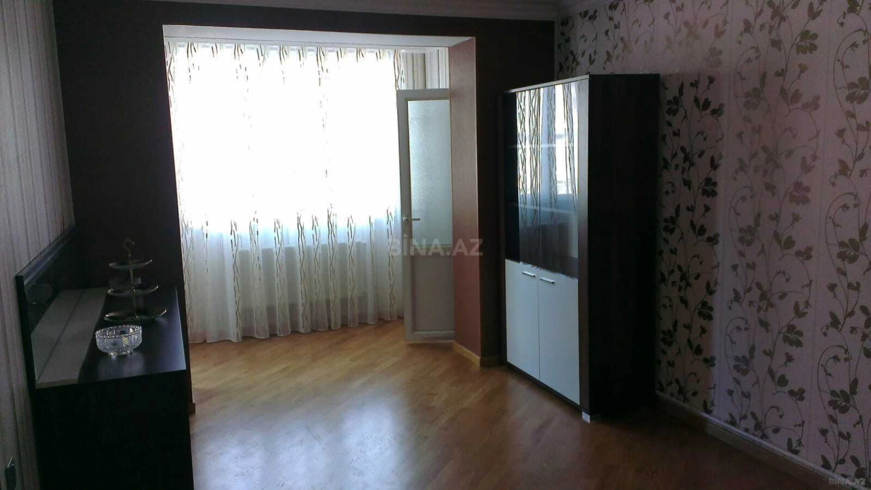 Satılır 3 otaqlı mənzil 75 m²