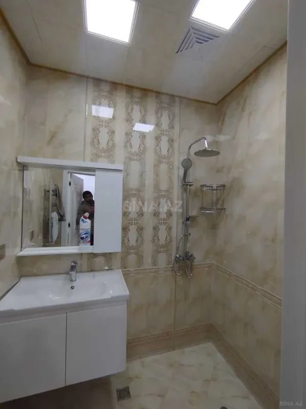Satılır 3 otaqlı mənzil 102 m²