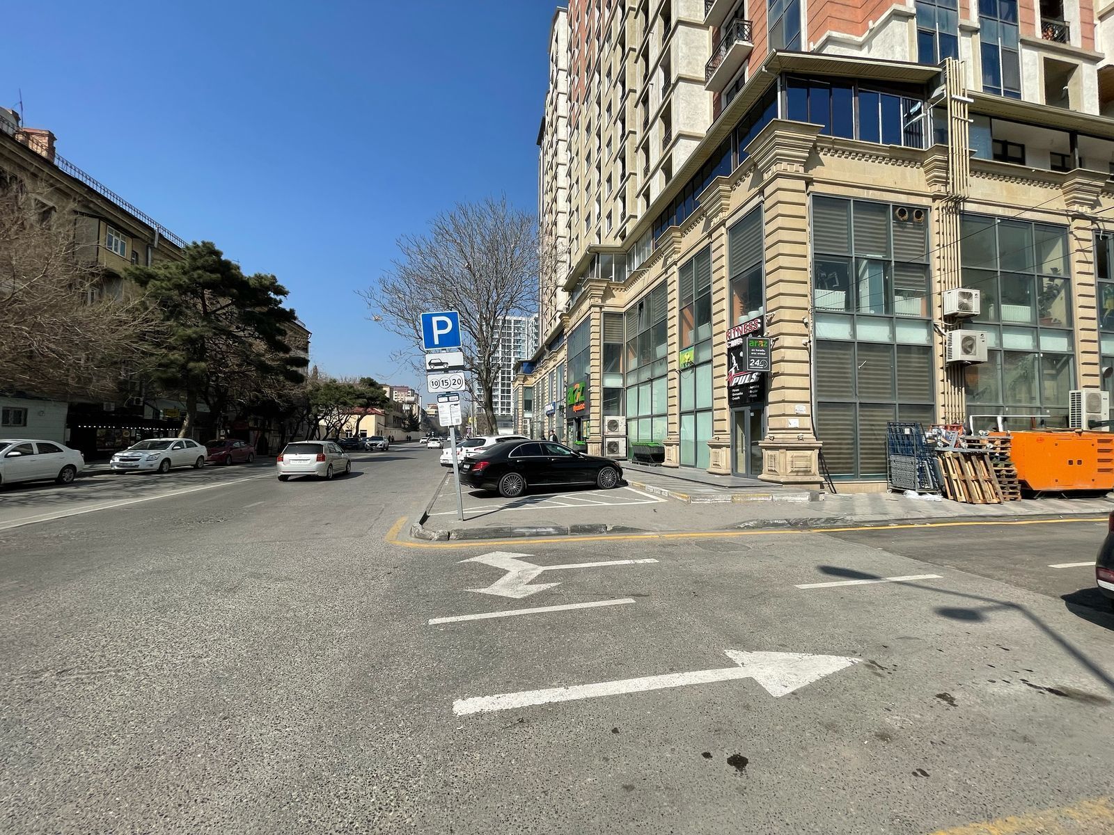 Kirayə verilir 3 otaqlı mənzil 80 m² — Bakı, Nərimanov 3 otaq 80.00 m²