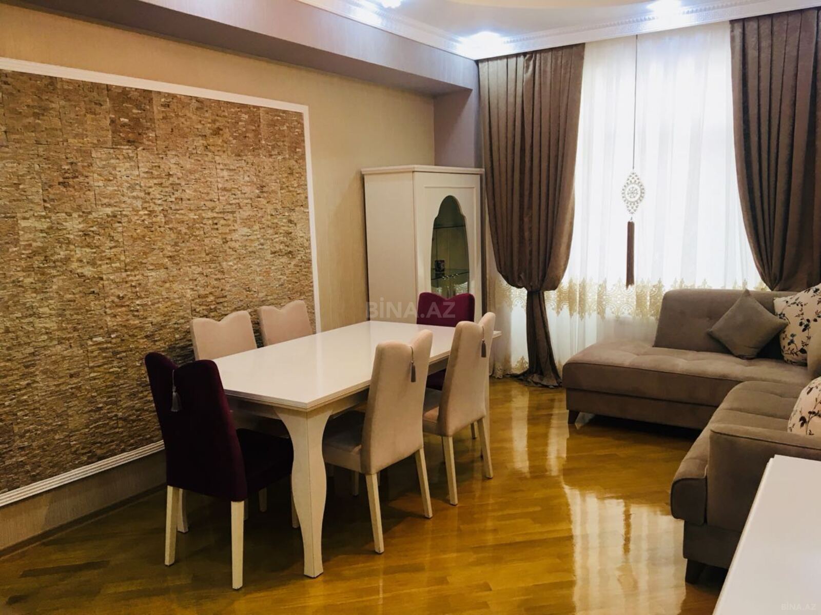 Satılır 4 otaqlı mənzil 110 m² — Bakı, İnşaatçılar 4 otaq 110.00 m²