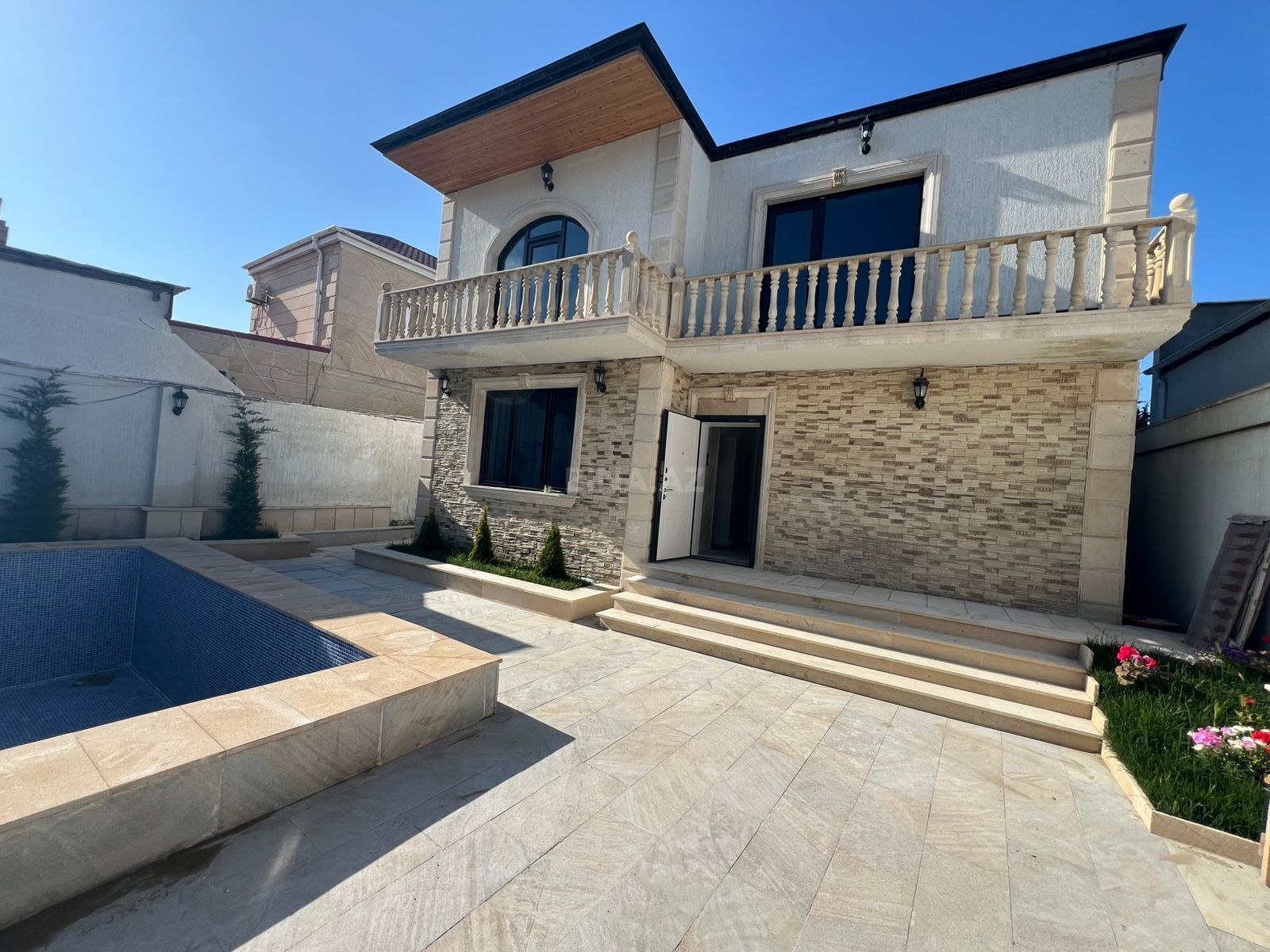 Satılır 4 otaqlı həyət evi 180 m² — Bakı, Şüvəlan 4 otaq 180.00 m²