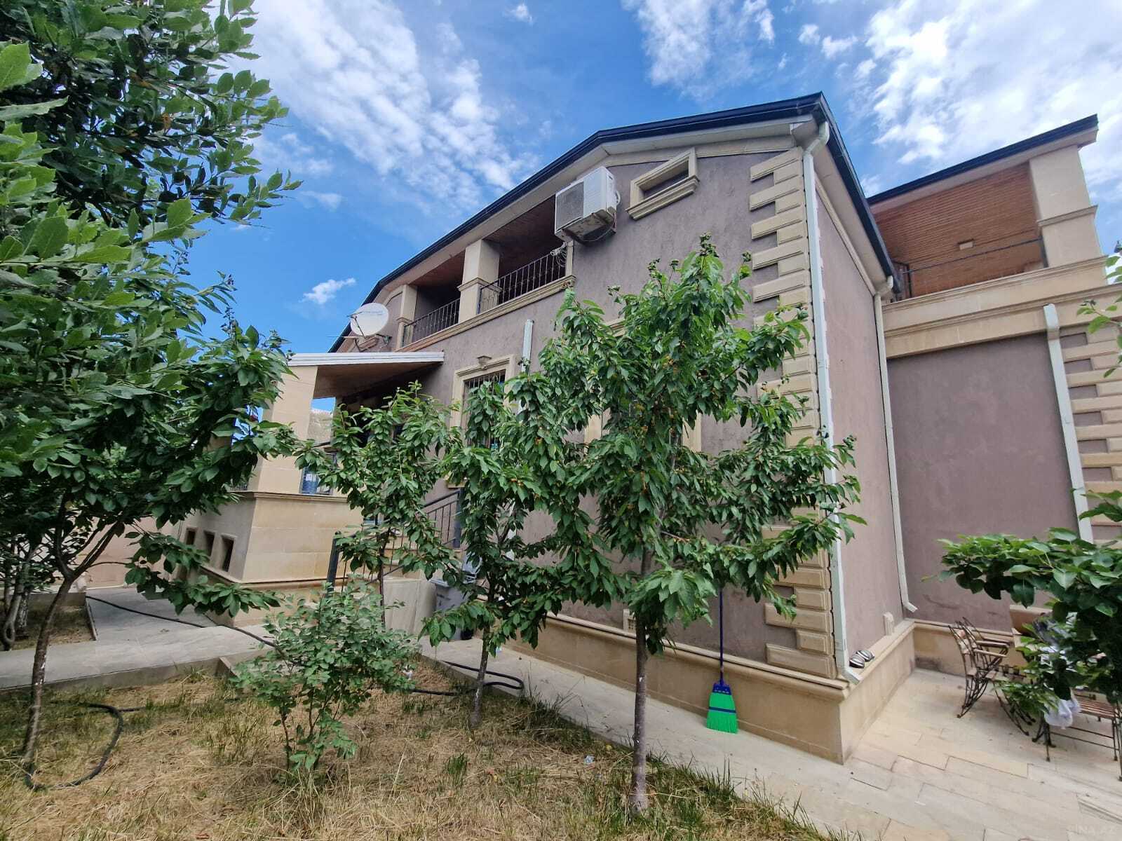 Satılır 7 otaqlı həyət evi 244 m² — Bakı, Zabrat 7 otaq 244.00 m²