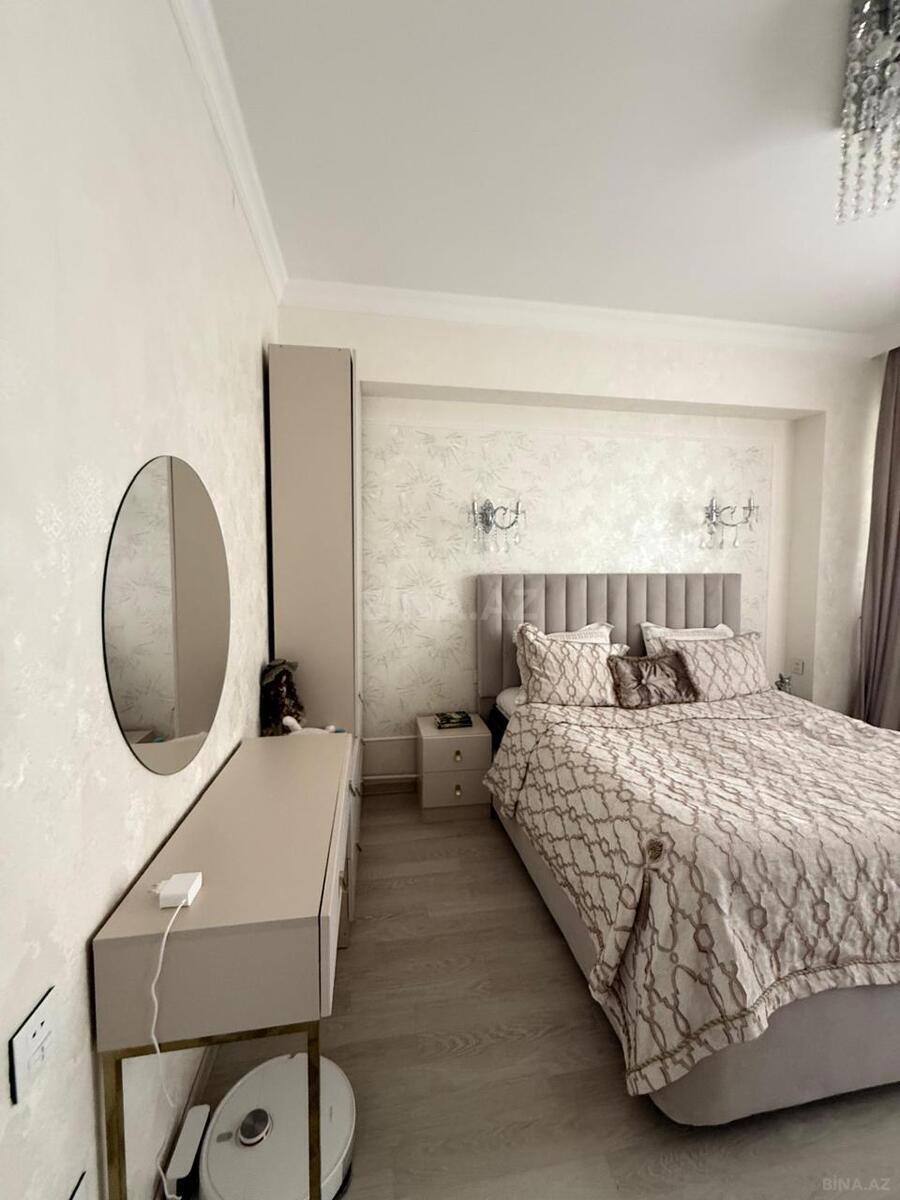 Satılır 2 otaqlı mənzil 60 m² — Bakı, İnşaatçılar 2 otaq 60.00 m²