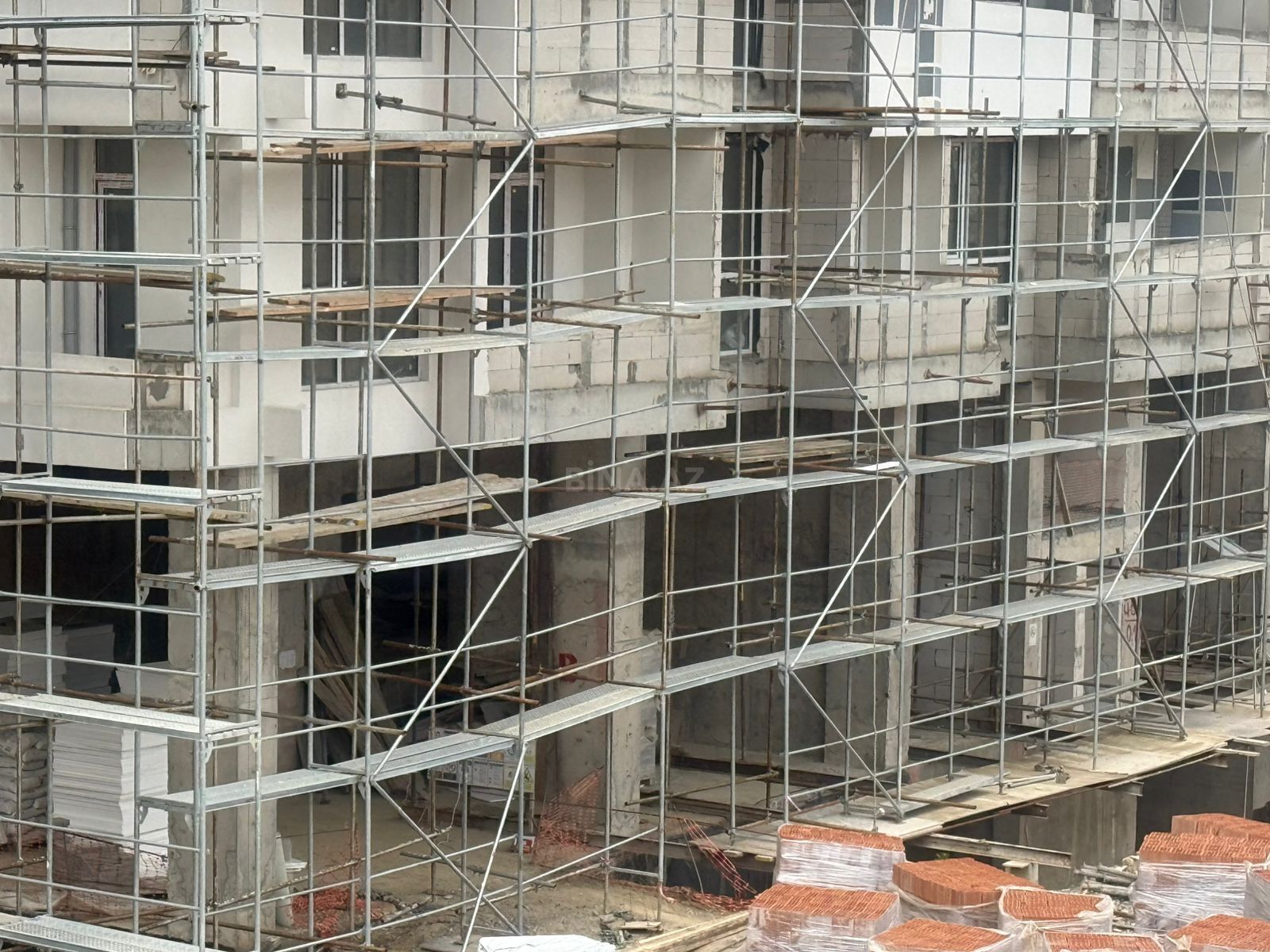 Satılır 3 otaqlı mənzil 135.5 m² — Bakı, Bakıxanov 3 otaq 135.50 m²