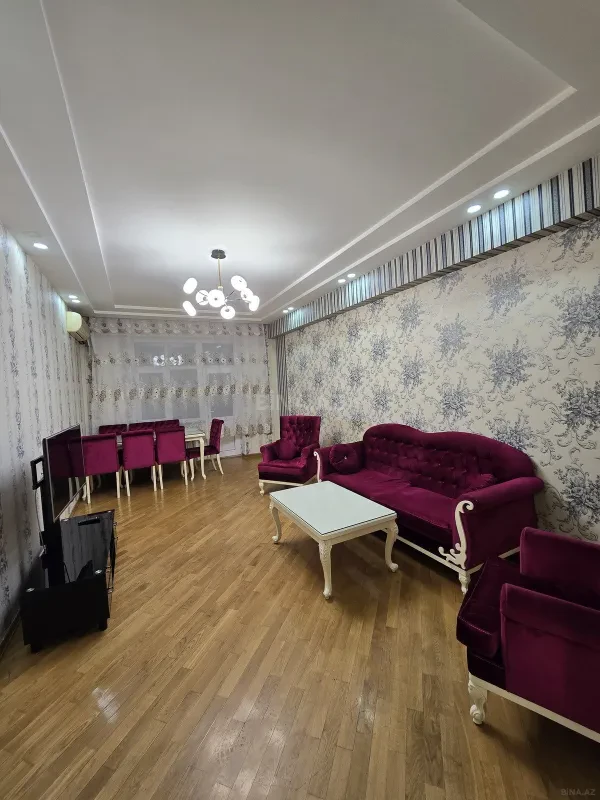 Satılır 3 otaqlı mənzil 92 m²