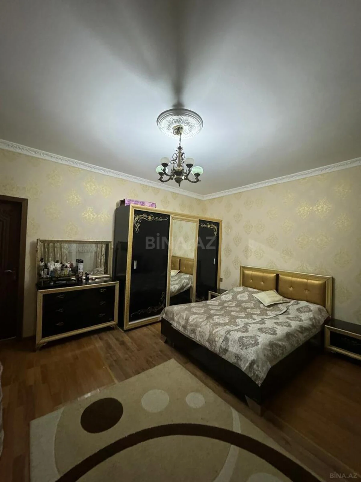 Satılır 4 otaqlı həyət evi 130 m²