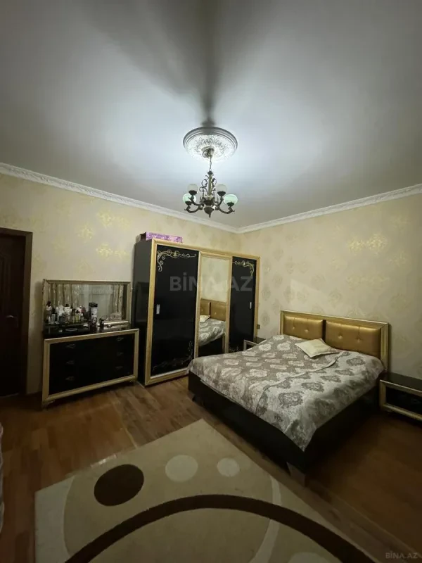 Satılır 4 otaqlı həyət evi 130 m²