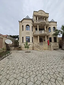 Satılır 4 otaqlı həyət evi 400 m² — Bakı, Bakıxanov 4 otaq 400.00 m²