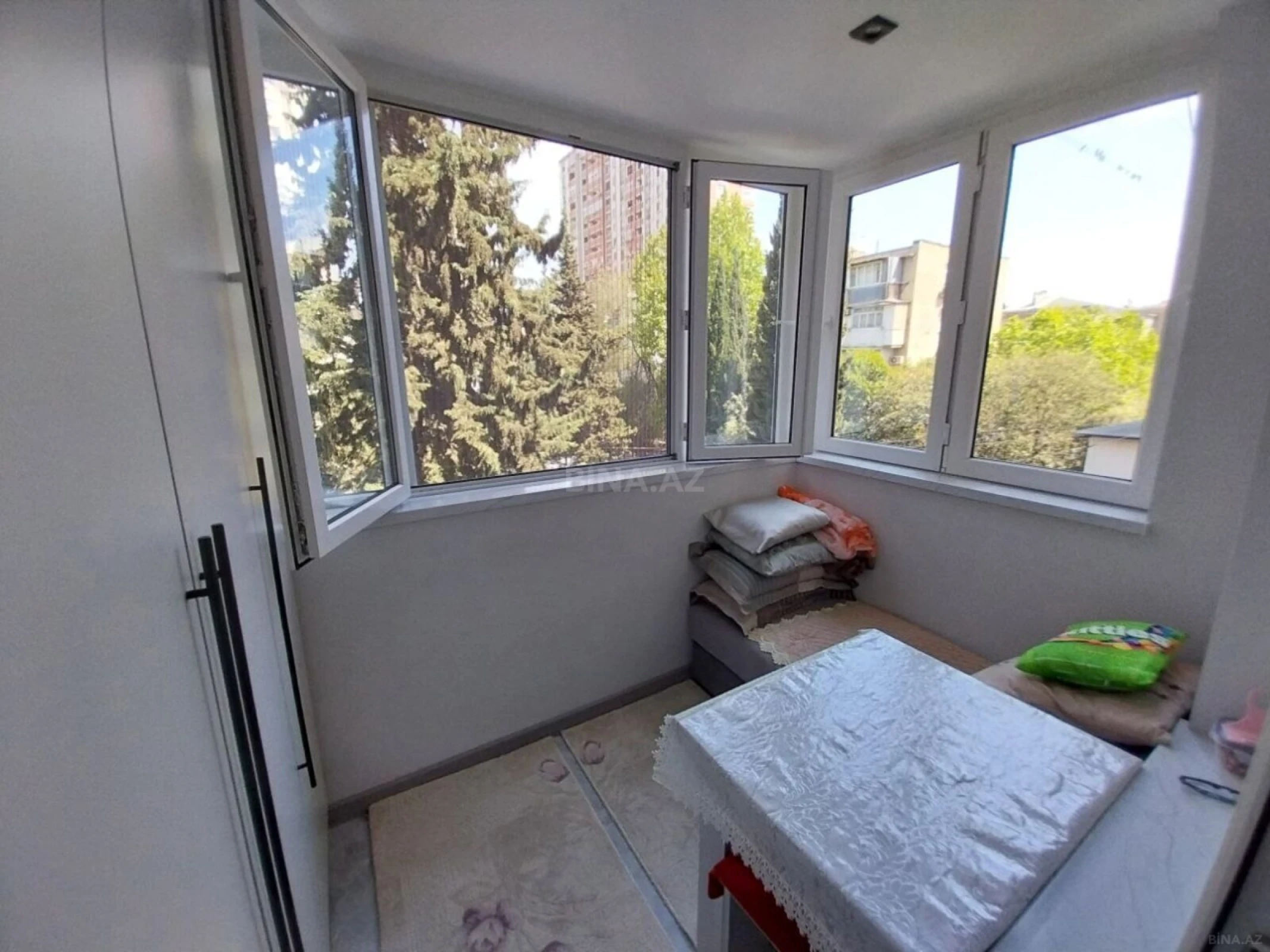 Satılır 2 otaqlı mənzil 60 m²