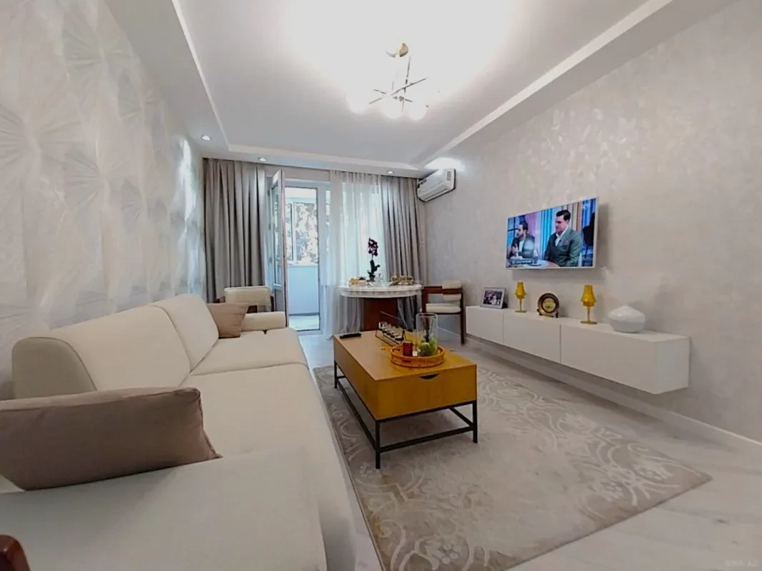 Satılır 2 otaqlı mənzil 60 m²