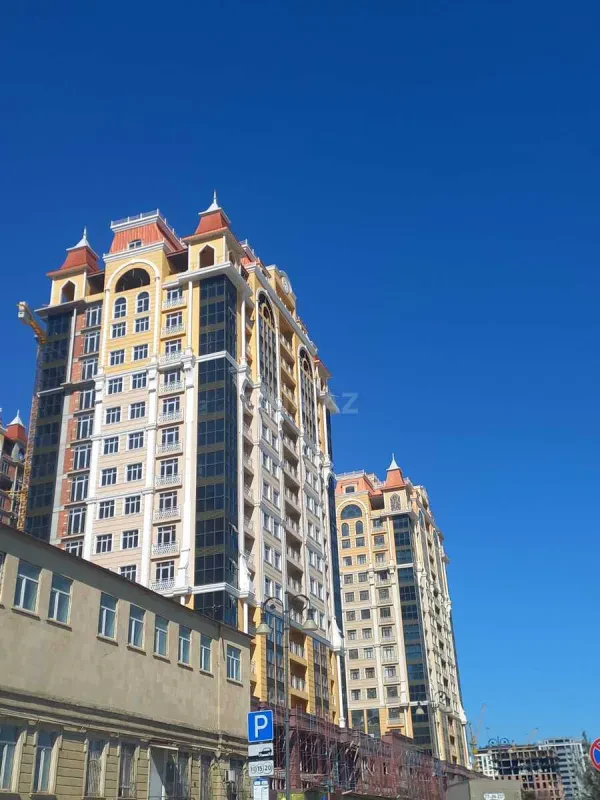 Satılır 3 otaqlı mənzil 80 m²