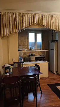 Kirayə verilir 2 otaqlı mənzil 45 m²
