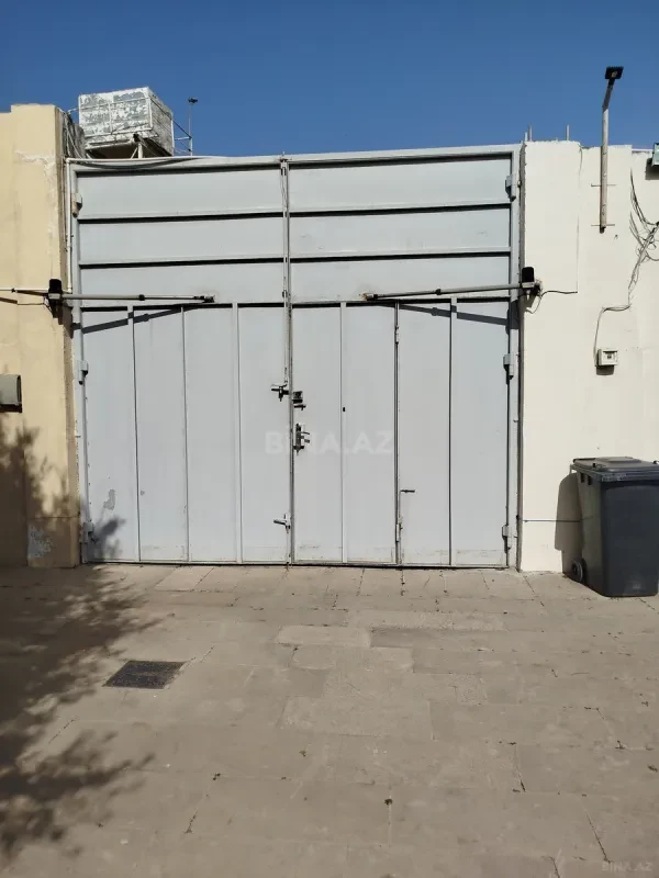 Satılır 8 otaqlı həyət evi 360 m²