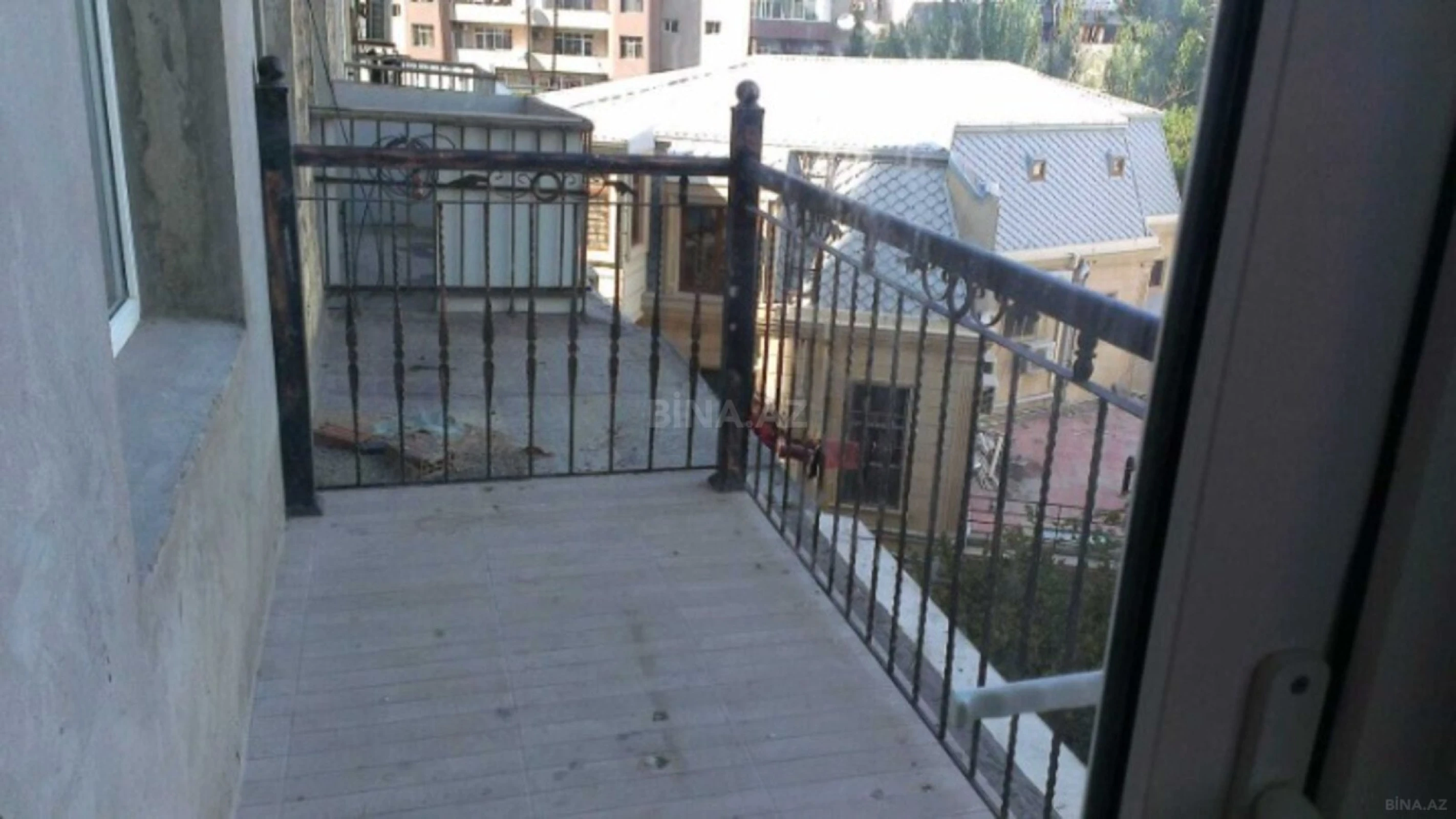 Satılır 3 otaqlı mənzil 77 m²